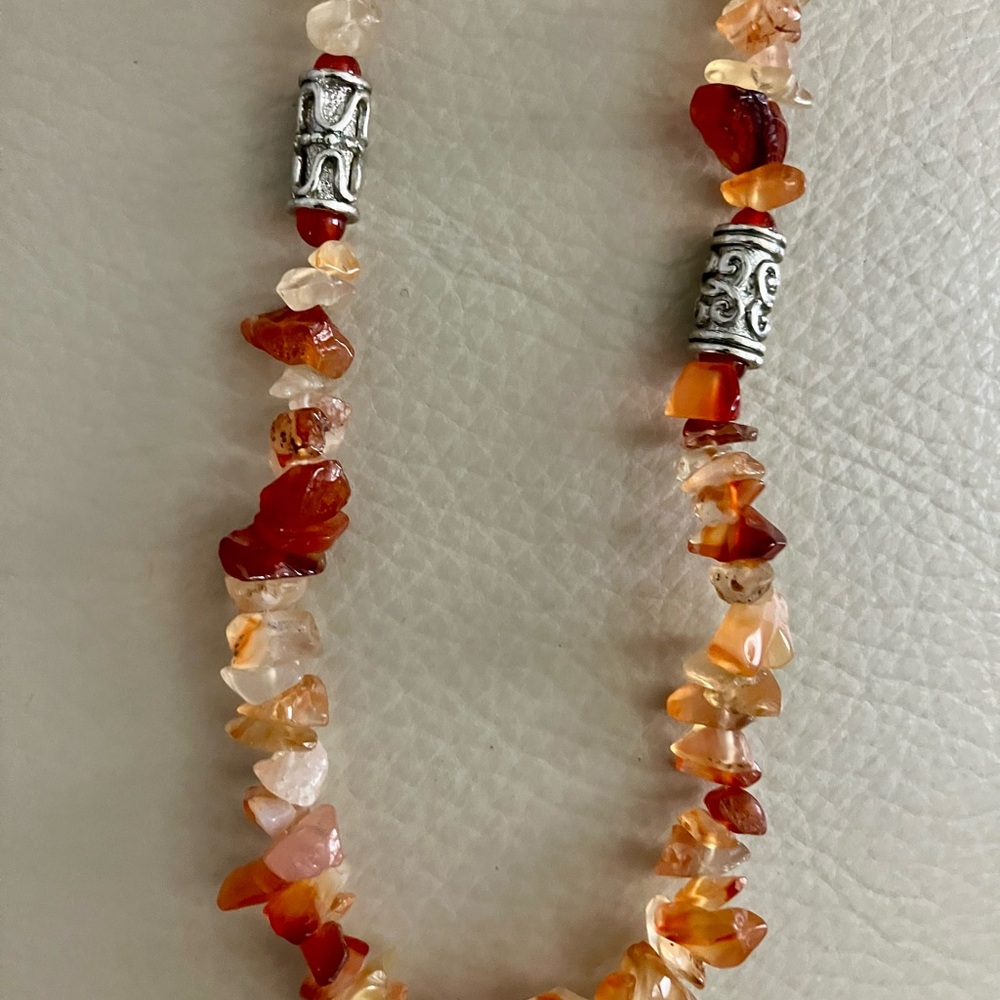 Outstanding Multicolored Stone Necklace